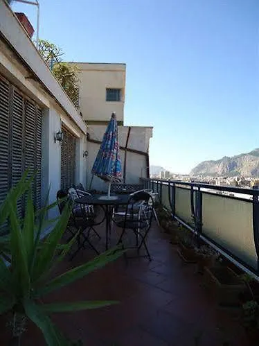 Hotel Casa Riccio Palermo Italia